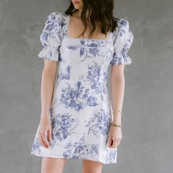 Reformation Evianna mini linen dress in a blue and white lupine pattern - Picture 1 of 5